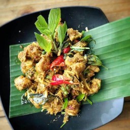 คั่วกลิ้งเอ็นไก่ทอด