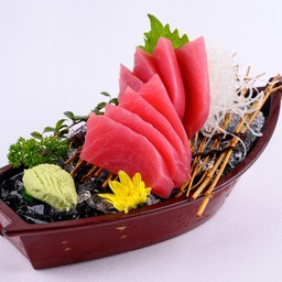 นามะ มากูโระซาชิมิ