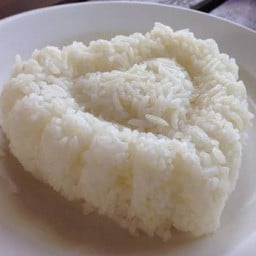 ข้าวสวยหอมมะลิ