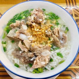 ข้าวต้มกระดูกหมู