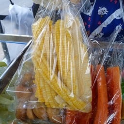 ผลไม้สดร่มการะเวก