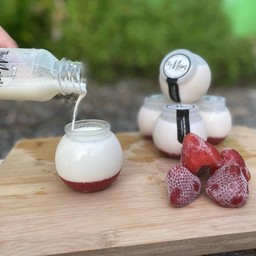 1st Fruits (จำหน่ายผลไม้และขนม)