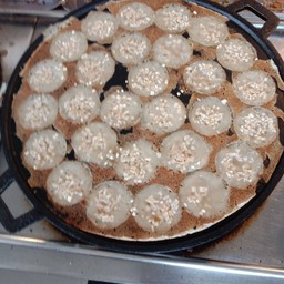 ขนมครกไส้เผือก