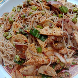 ยำขนมจีน3สหาย