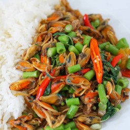 ข้าวแกงรุ่งเรือง