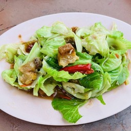 ผัดผักแขนง