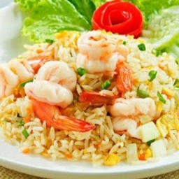 ข้าวผัดกุ้ง,ปลาหมึก