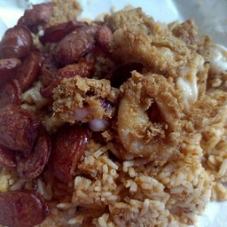 ข้าวผัดปลากระป๋อง + ไก่เชียง+ปลาหมึกทอด