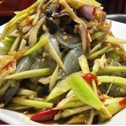 ตำมะม่วงกุ้งสด(ปูปลาร้า)