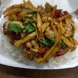 ลาบอุบลคนนอนดึก&อาหารตามสั่ง