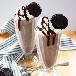 Cocoa Oreo shake