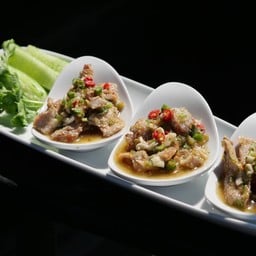 ยำหมูย่าง