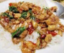 อาหารตามสั่ง ผัดไทย หมูปิ้งแม่เล็ก