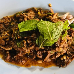 ก้อยเนื้อคั่วสุก