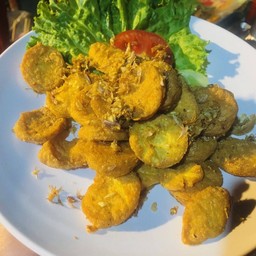 เต้าหู้ไข่ทอดกระเทียม