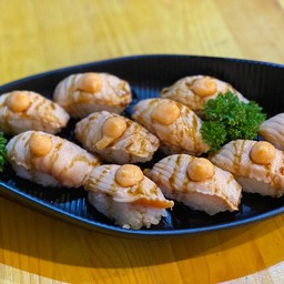 ซูชิแซลม่อนเบิร์น