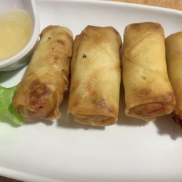 ปอเปี๊ยะไส้ผัก