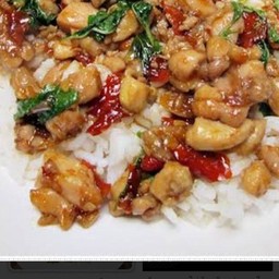 ข้าวราดกระเพราไก่+ไข่ดาว2ฟอง