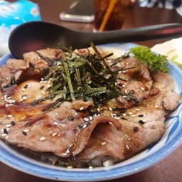 ข้าวหน้าหมูชาบู