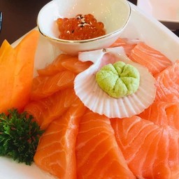 แซลม่อนคอมโบ