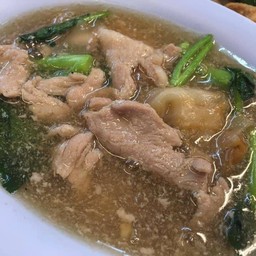 ราดหน้าเส้นหมี่