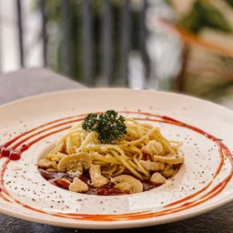 สปาเก็ตตี้ซอสไก่สับ