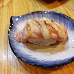 ซูชิแซลม่อนมาโย