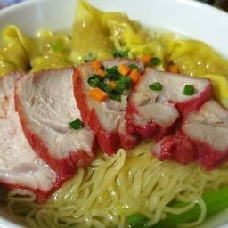 ชายสี่ บะหมี่เกี๊ยว บิ๊กซีคลองแห