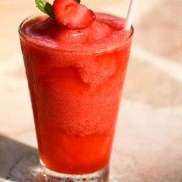 น้ำสตรอว์เบอร์รี่ปั่น