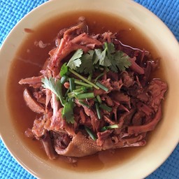 อะไหล่เป็ดตุ๋นเปื่อย