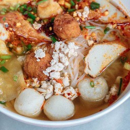 ก๋วยเตี๋ยวลูกชิ้นปลา (ธรรมดา)