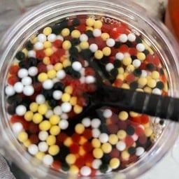 บุกไข่ปลา