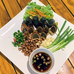 ไข่เยี่ยวม้าทรงเครื่อง