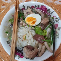 ร้าน ก๋วยจั๊บญวน บ้านวิวา