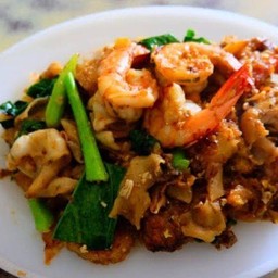ผัดซีอิ้วทะเล