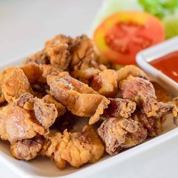 หมูสามชั้นทอดน้ำปลา