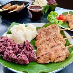 หมูปิ้ง คุณหมวย (หน้าวัดคลองบ้านใหม่) หน้าวัดคลองบ้านใหม่