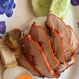 ข้าวหมูแดง