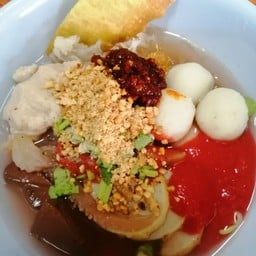 ก๋วยเตี๋ยวหมู บ้านเดื่อ