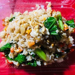 ข้าวผัดปลาเค็ม