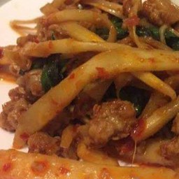 ผักพริกแกงหน่อไม้เป็นกับข้าว