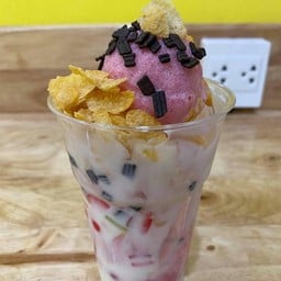 สตอเบอรี่โยเกิร์ตเกล็ดหิมะ