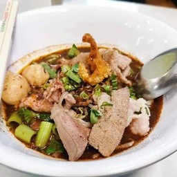 เกาเหลาเรือ(น้ำตกหมู)