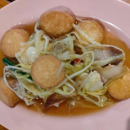 ผัดกุ่ยช่ายขาวเต้าหู้