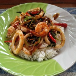 ขนมเบื้อง ป้าติ๋ม