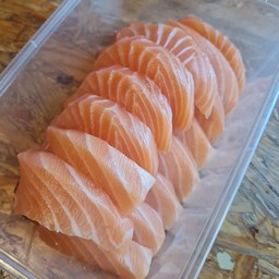 แซลมอนซาซิมิ (ไซส์ XL)