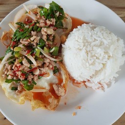 ข้าวยำไข่ดาวแซ่บ (ไข่3ฟอง)พิเศษ