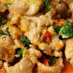 ผัดกะเพราไก่(สูตรต้นตำรับ)(เป็นกับ)