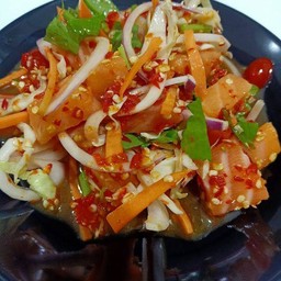 ยำแซอลมอน