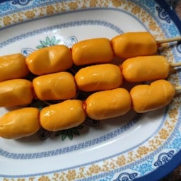 เจ๊บุ๋มลูกชิ้นทอด